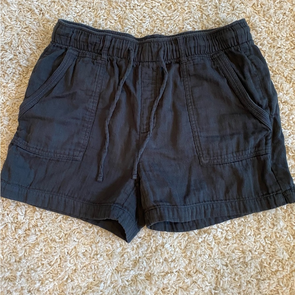 Old navy shorts (blackish grey)